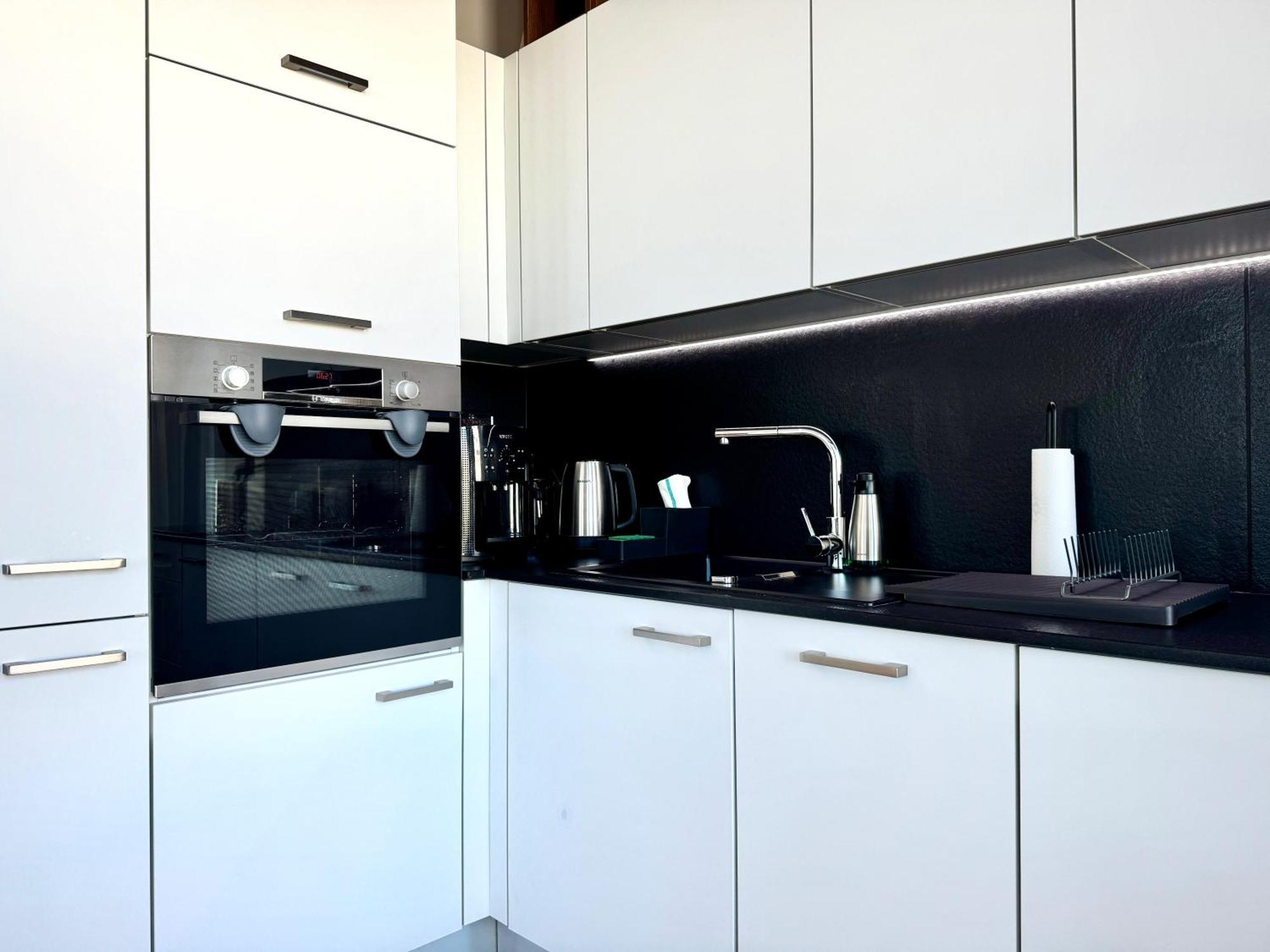 Voya Residence Zenit Royal - Luxury Apart Hotel Rooftop Views & Concierge ルクセンブルク エクステリア 写真