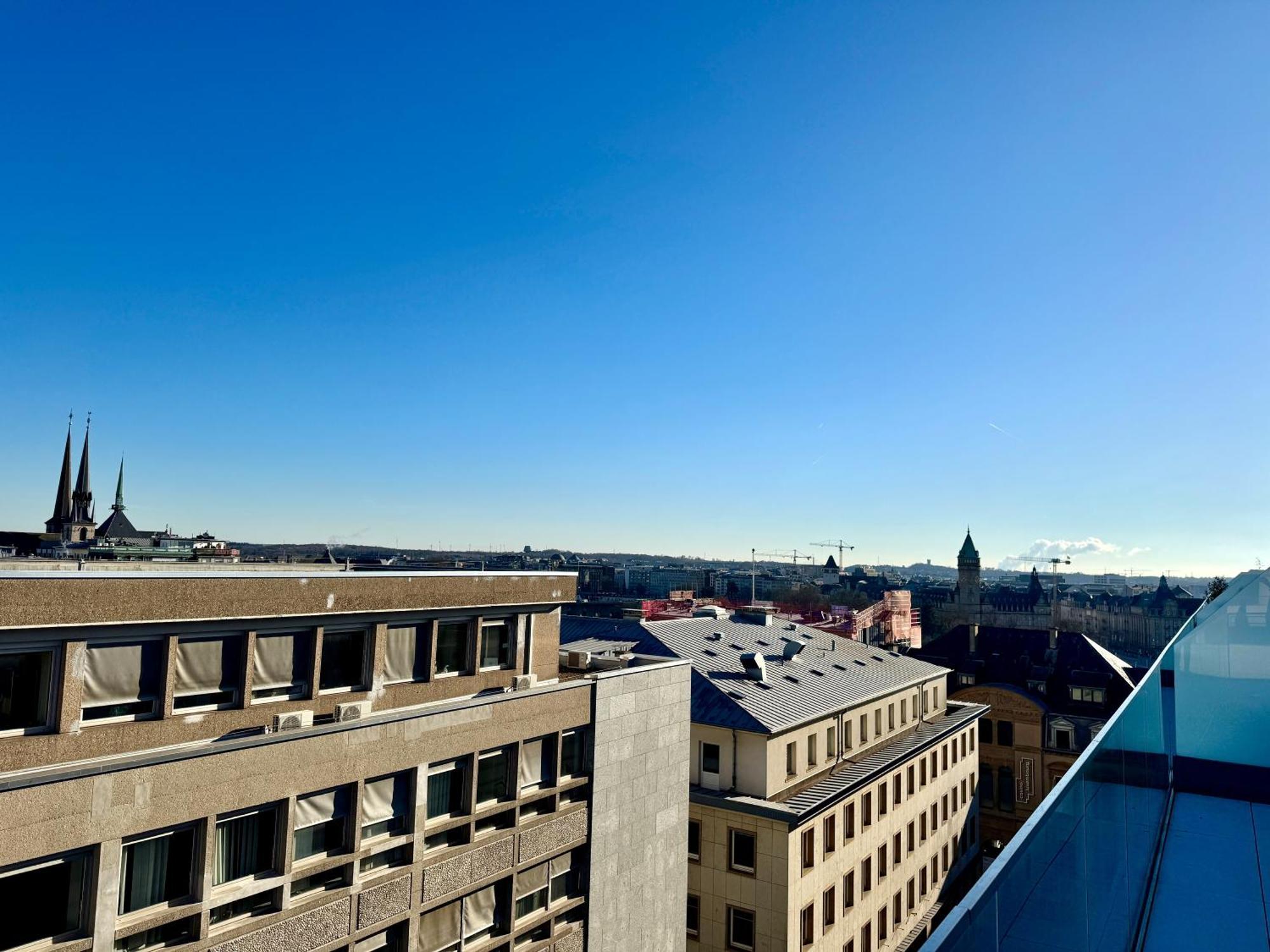 Voya Residence Zenit Royal - Luxury Apart Hotel Rooftop Views & Concierge ルクセンブルク エクステリア 写真