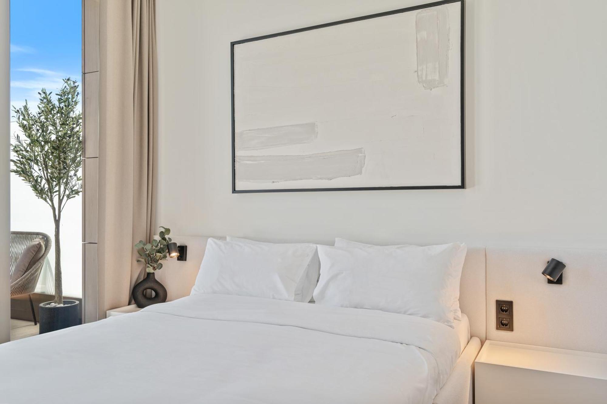 Voya Residence Zenit Royal - Luxury Apart Hotel Rooftop Views & Concierge ルクセンブルク エクステリア 写真